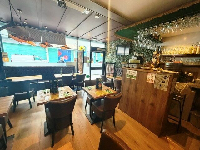Licensed Indian Takeaway & Restaurant for Sale