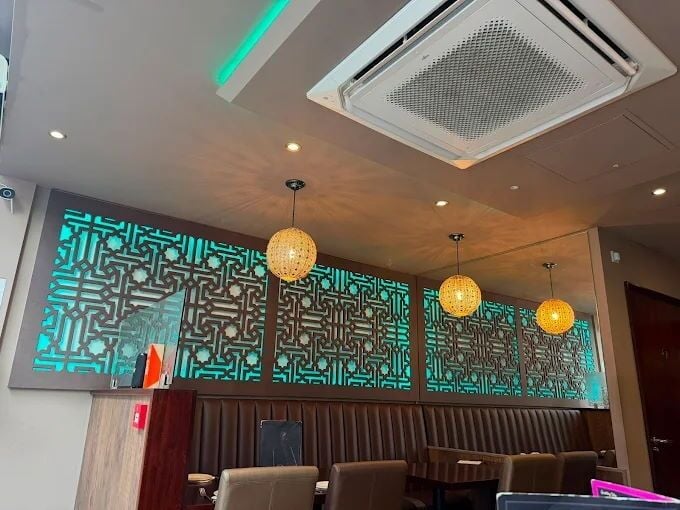 Licensed Indian Restaurant & Takeaway for Sale Photo 2
