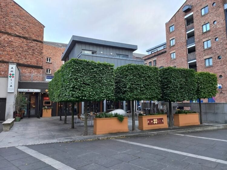 Rare Opportunity to Acquire a Well-Established Restaurant in Liverpool - Offers Over £90,000 Photo 2