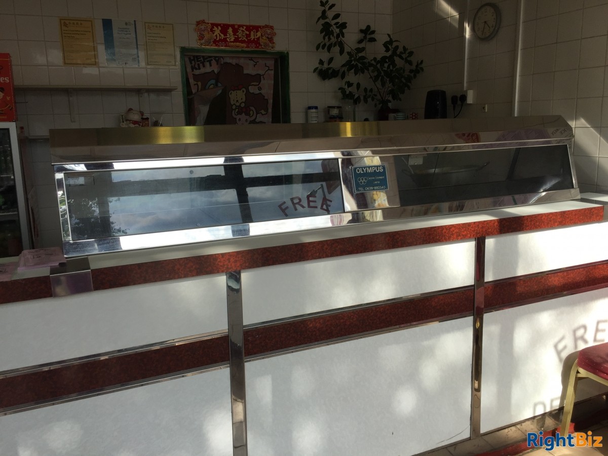 Fish and chips shop and Chinese takeaway, have two bedrooms flat