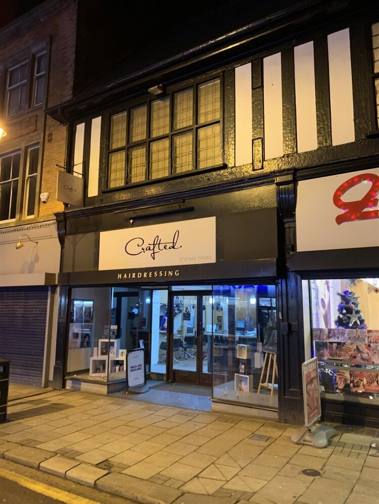 STYLISH HAIR & BEAUTY SALON IN CHESTERFIELD TOWN CENTRE Photo 3