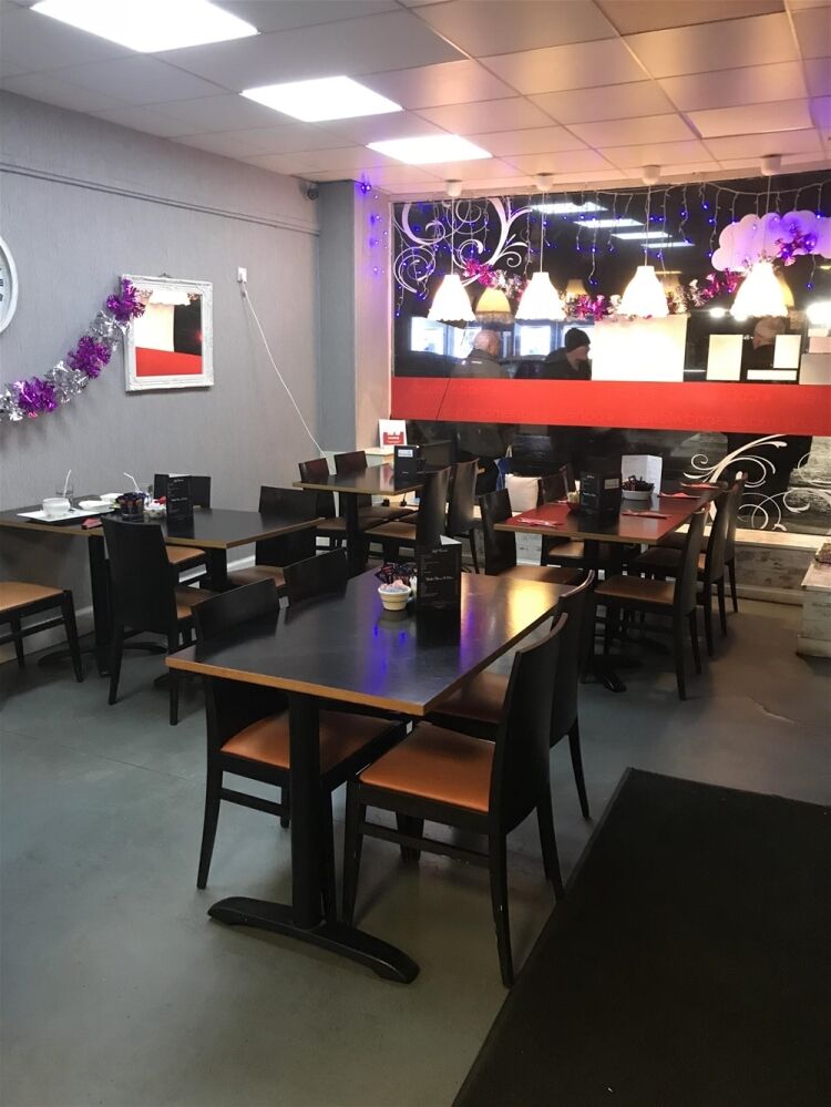 FULLY LICENSED CAFE BAR WITH TAKEAWAY & DELIVERIES IN BATHGATE TOWN CENTRE Photo 3
