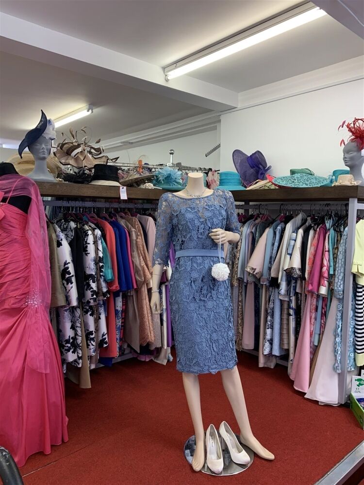BRIDAL WEAR & GENTS FORMAL HIRE WITH ALTERATIONS IN RUSHDEN TOWN CENTRE Photo 3