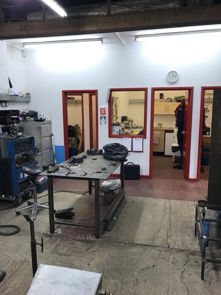 SPECIALIST WELDING & FABRICATION COMPANY IN OXFORDSHIRE Photo 3