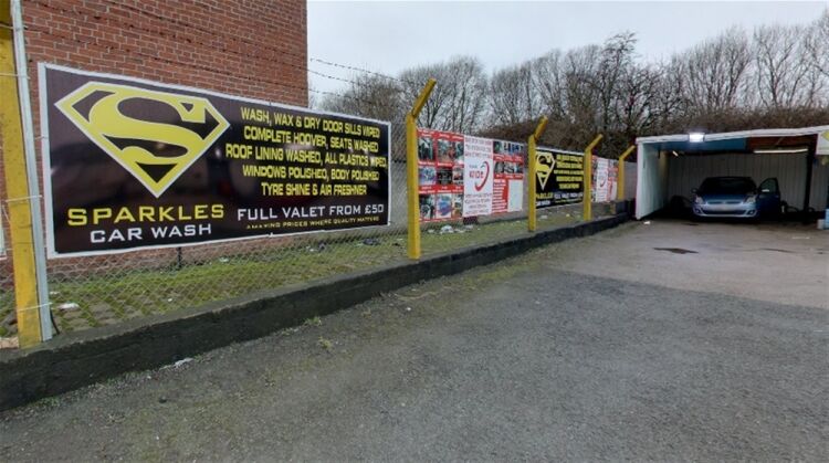 THRIVING HAND CAR WASH & VALETING CENTRE IN BLACKBURN Photo 3