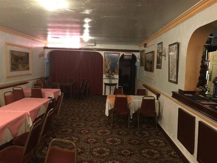 VERSATILE FREEHOLD LICENSED PREMISES AVAILABLE IN MOLD TOWN CENTRE