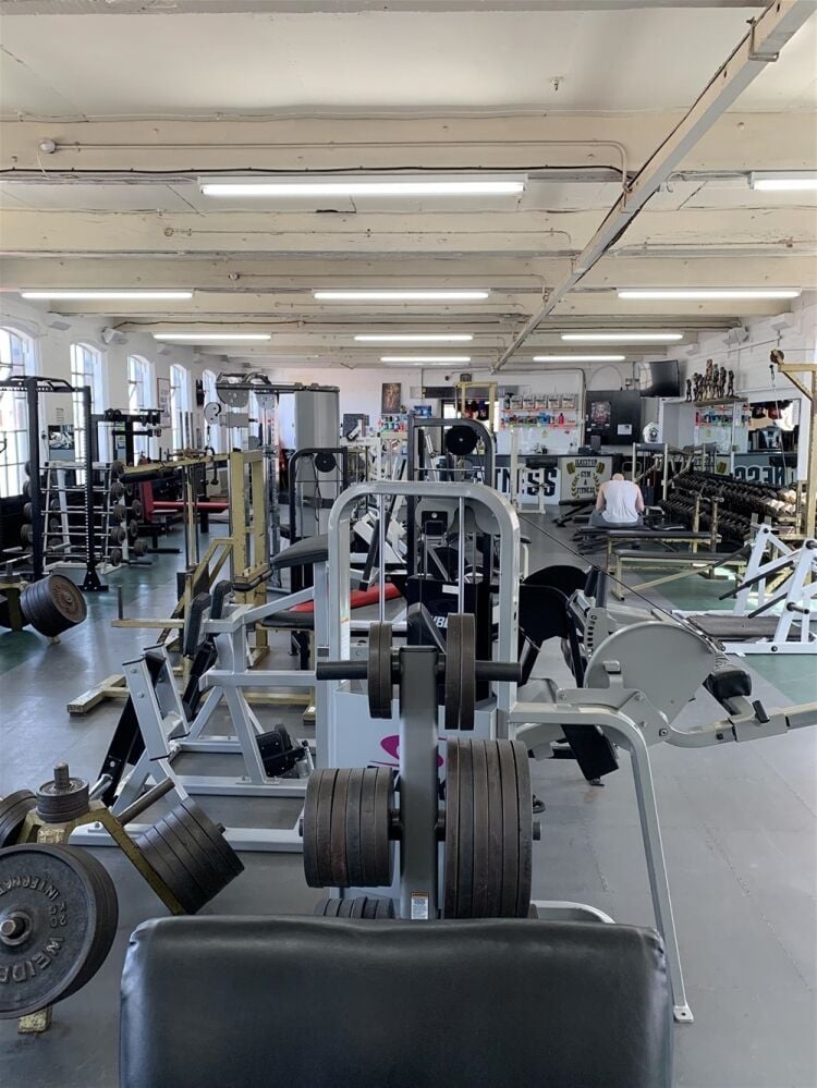 POPULAR HEALTH & FITNESS GYMNASIUM IN ILKESTON