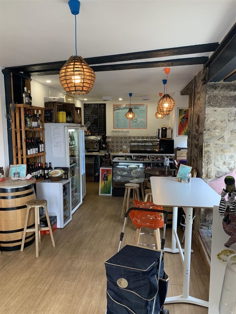 STYLISH LICENSED TAPAS BAR & DELICATESSEN IN EDINBURGH CITY CENTRE Photo 3