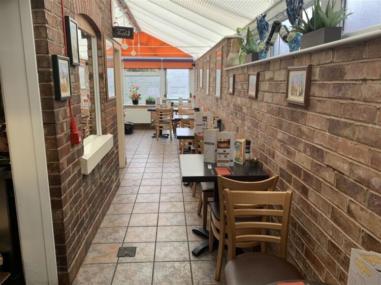 STYLISH LICENSED ITALIAN BISTRO & DELICATESSEN IN PENWORTHAM TOWN CENTRE