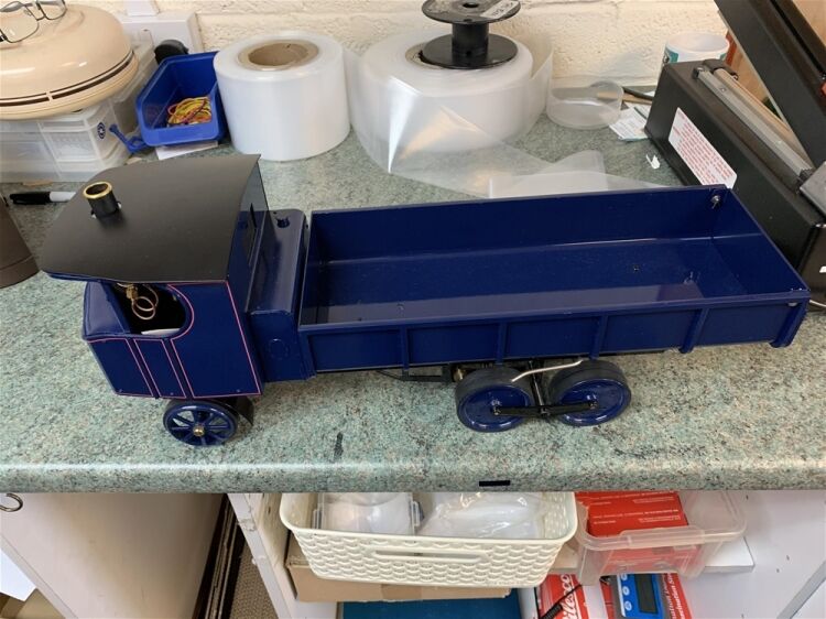 UK BASED ONLINE COLLECTABLE MODEL STEAM ENGINE SALES BUSINESS