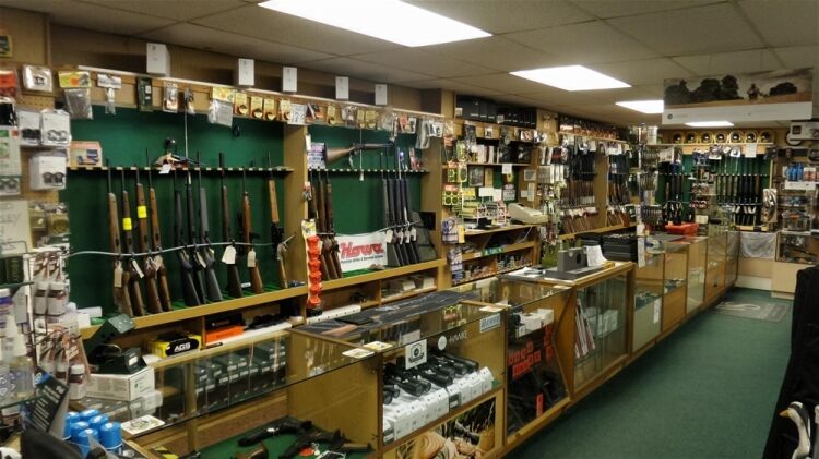 FULLY LICENSED GUNSMITH / GUN SHOP IN WEST BROMWICH