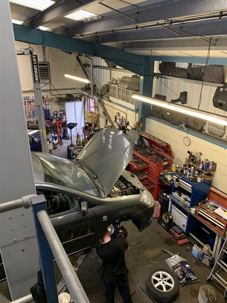GENERAL AUTO REPAIRS CENTRE IN DERBY Photo 3