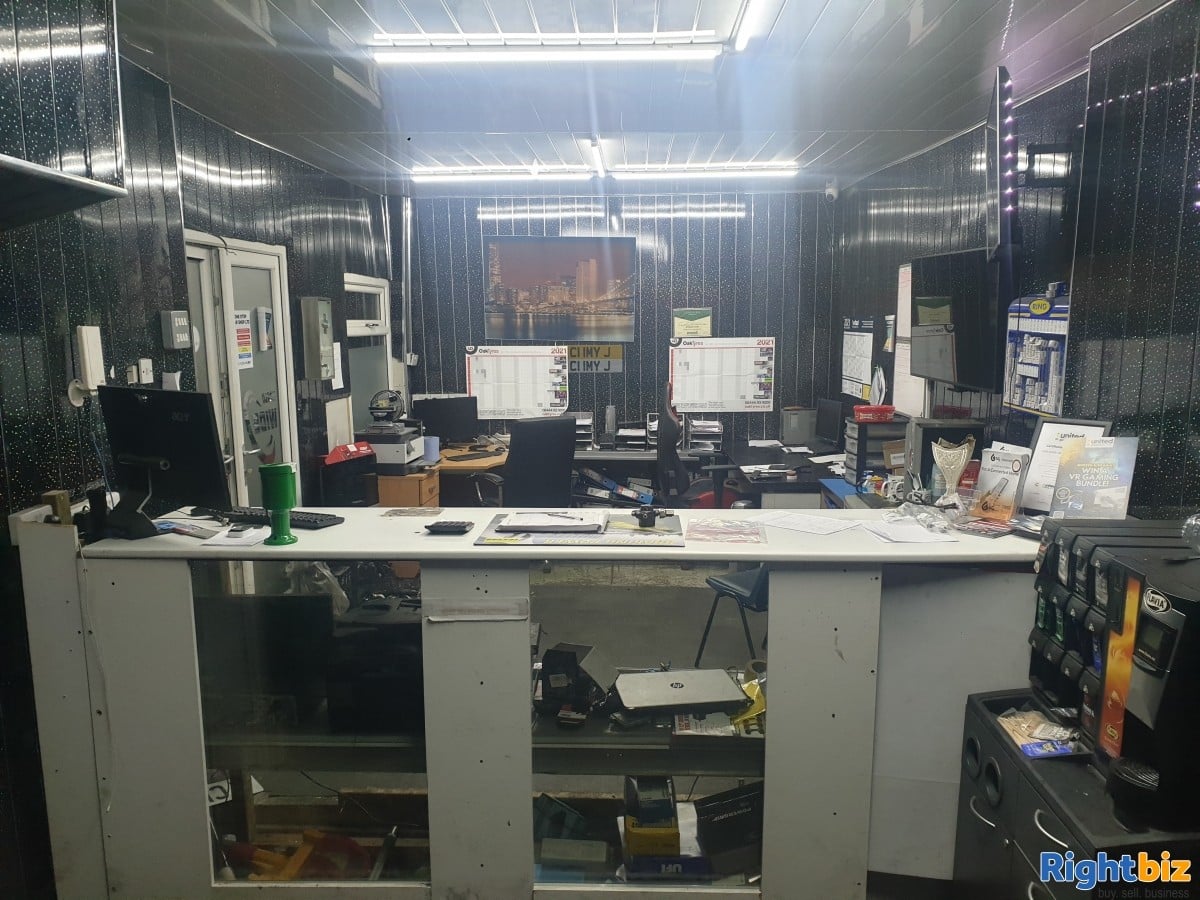 CAR GARAGE – INSURANCE APPROVED, DIAGNOTICS AND REPAIRS, BODYWORK, ONE STOP CAR SHOP. BLACKBURN