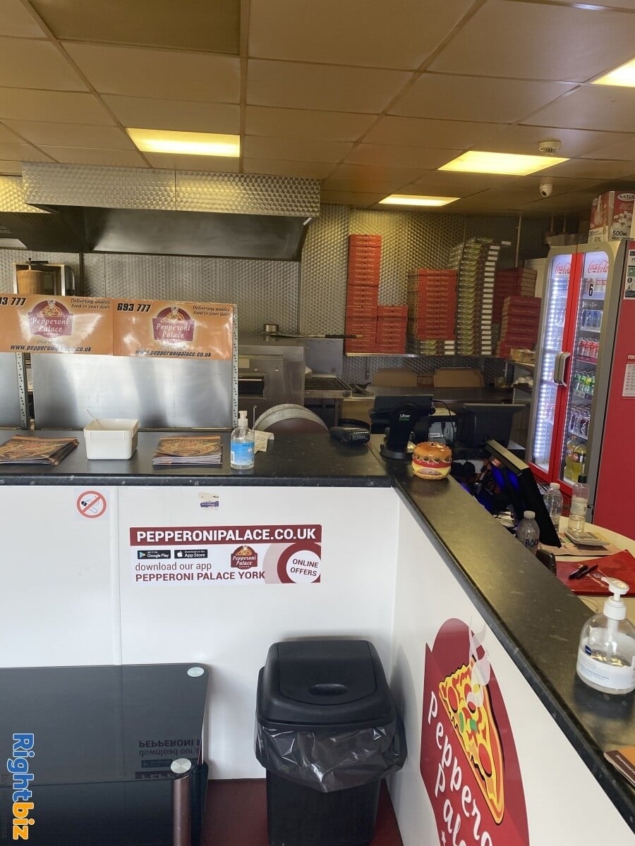 Pizza, kebab, fried chicken fast food business for sale Photo 3