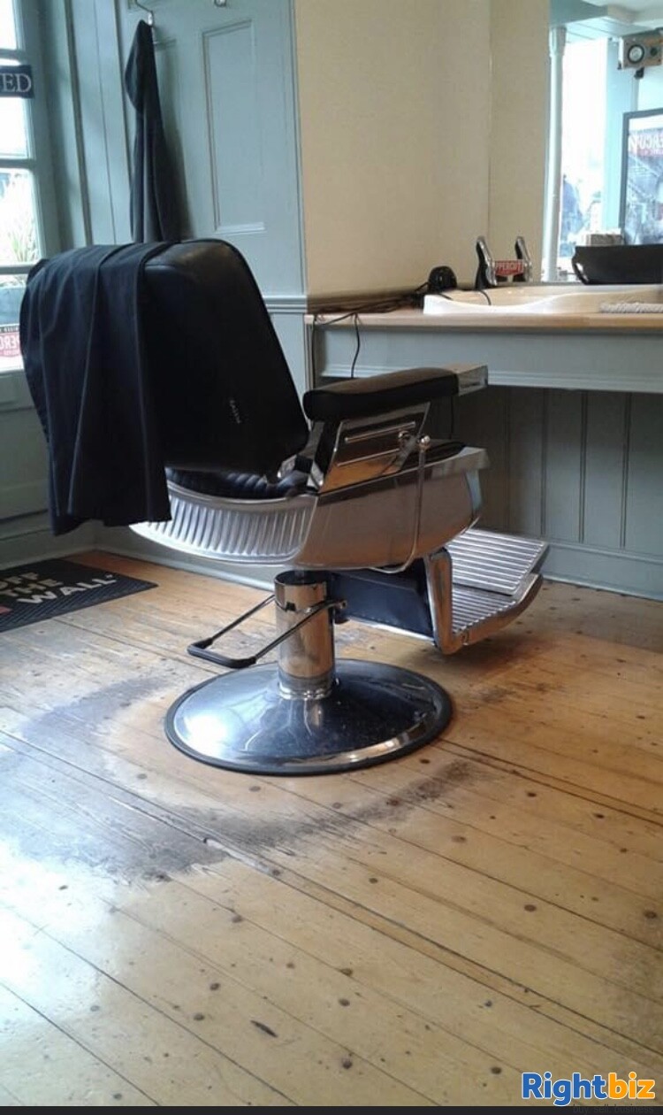Barbers established over 37 years - leasehold lock up shop