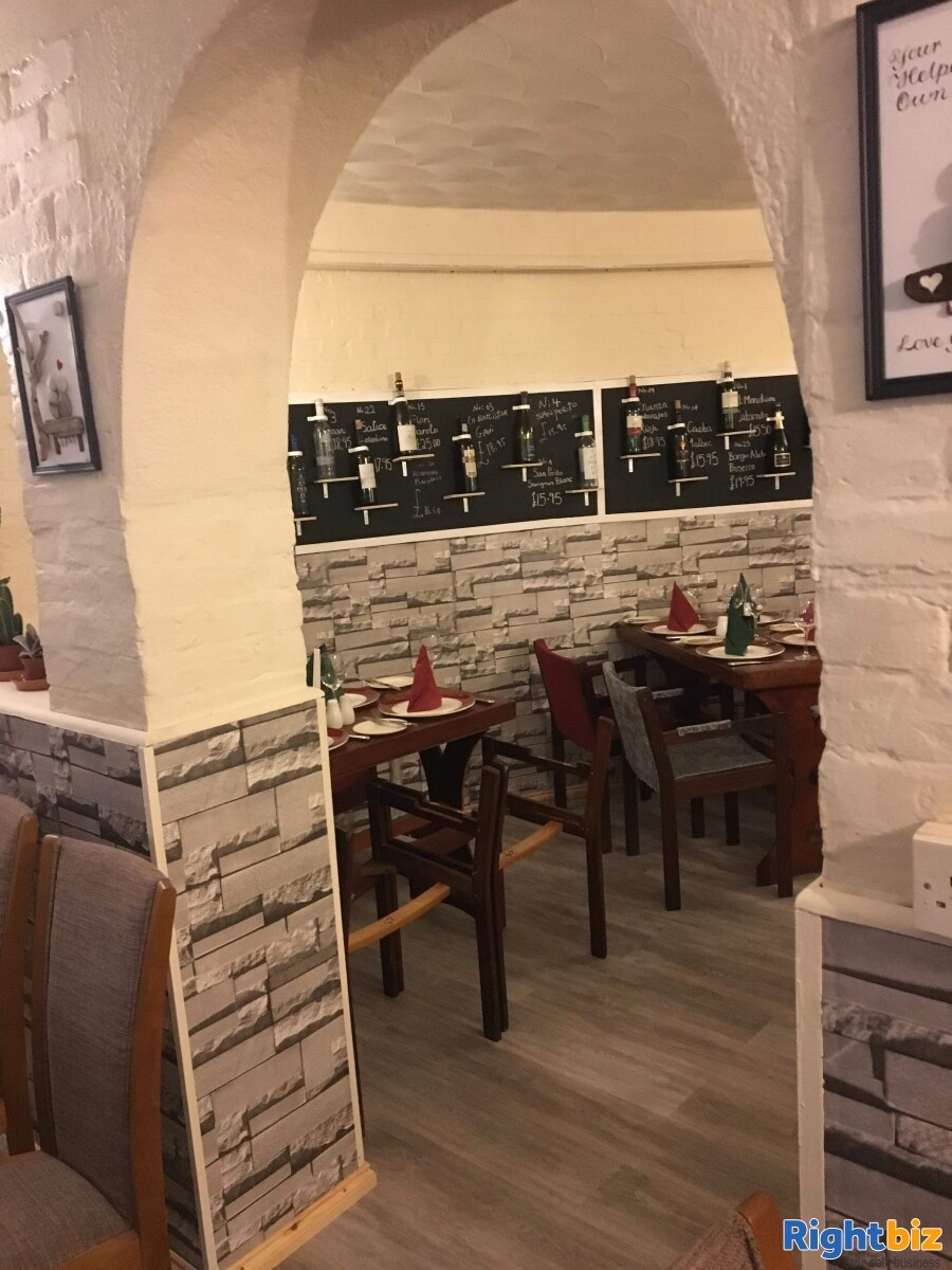 Leasehold Italian restaurant for sale in Great Yarmouth Photo 3