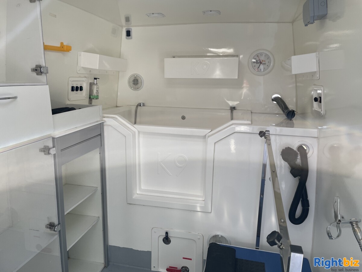 Mobile Dog Grooming Franchise