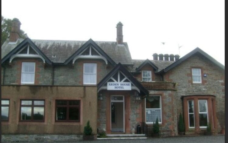 FREEHOLD LICENSED HOTEL/RESTAURANT & FUNCTION VENUE IN 4.5 ACRES NEAR KIRKCUDBRIGHT Photo 3