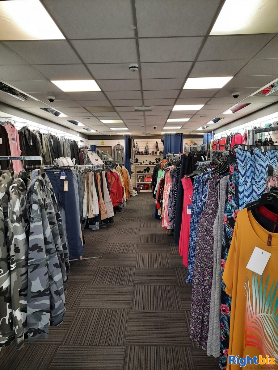 Leasehold clothes shop for sale Winsford Cheshire