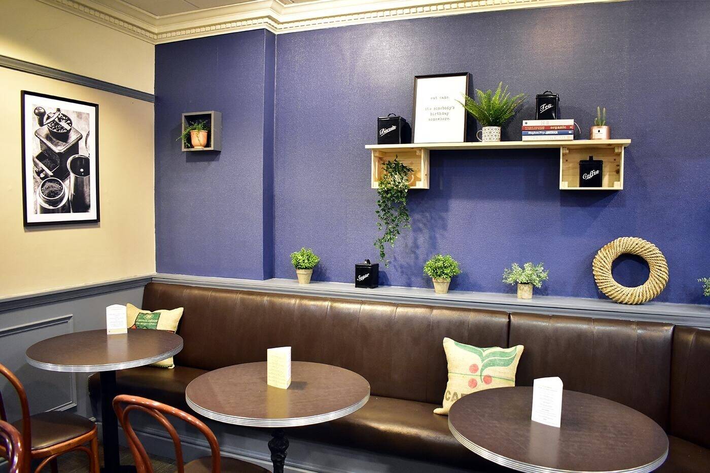 Lovely Busy Cafe For Sale in Royal Leamington Spa Photo 3