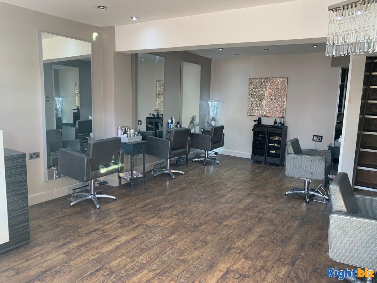 FREEHOLD BUILDING AND BUSINESS FOR SALE IN PRESTWICH Photo 3
