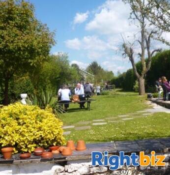 CARMARTHENSHIRE AWARD WINNING PUB & DINING VENUE