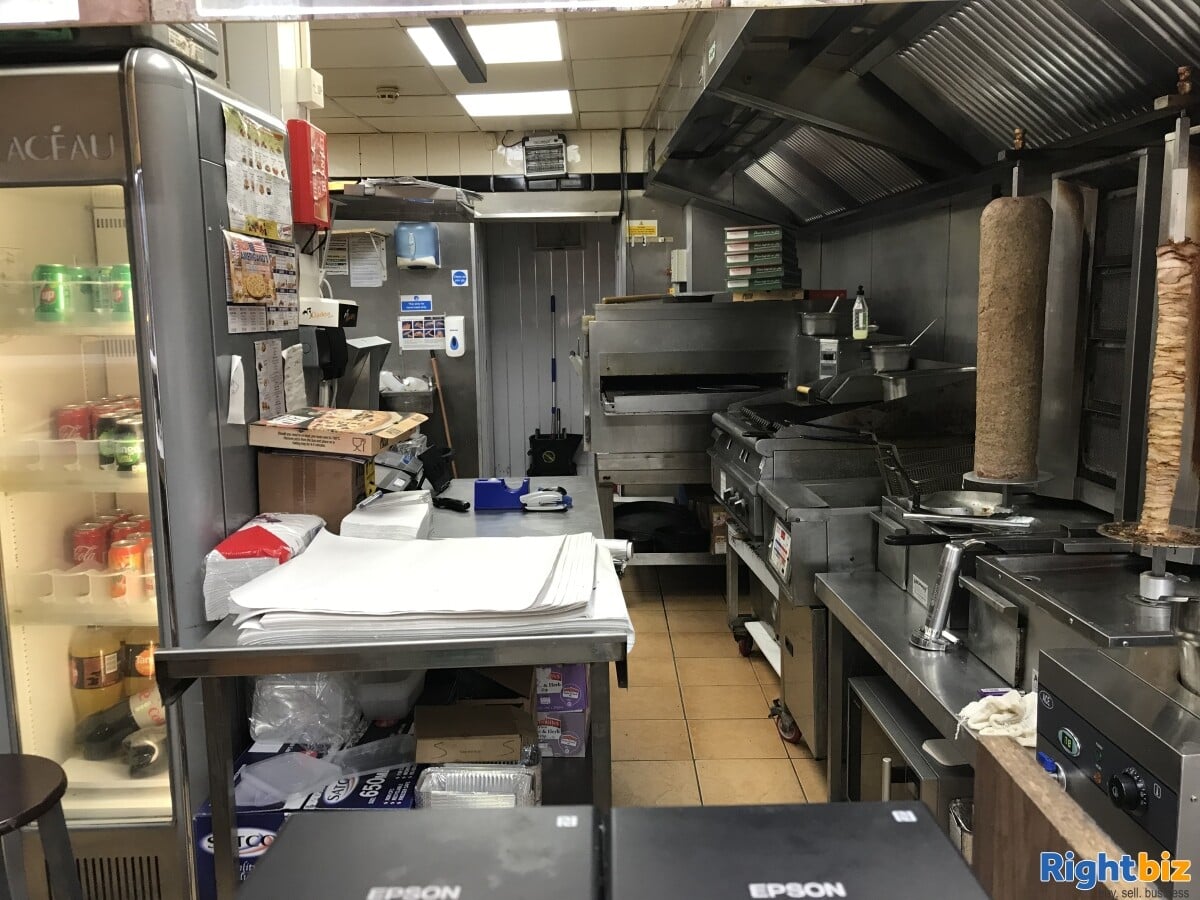 Pizza and kebab takeaway in hither green Photo 3