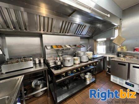 A Main Road Napalise & Indian Takeaway For Sale, Mapperley, Nottingham excellent google ratings.