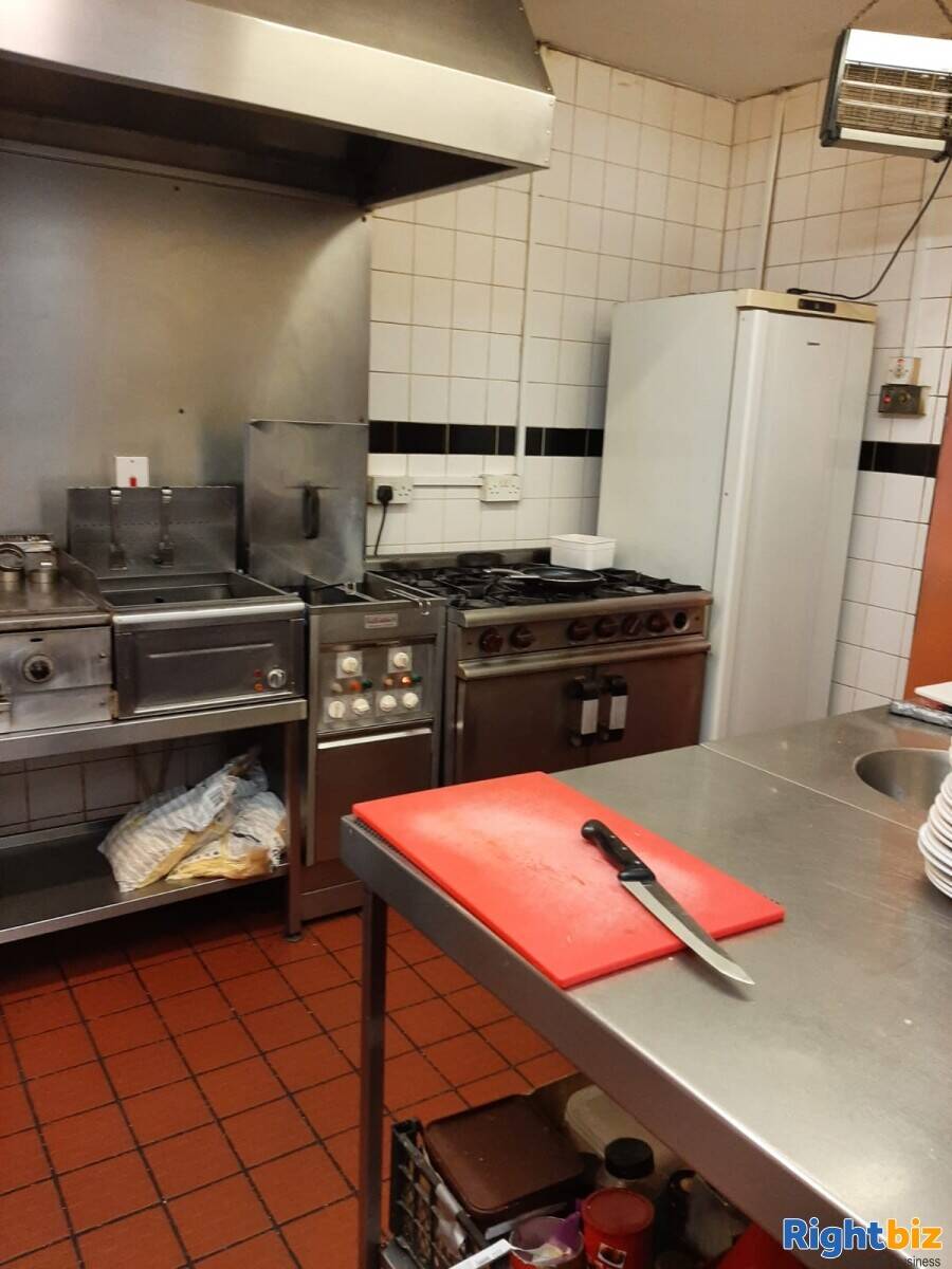 Cafe Restaurant for sale incl. Two bedroom accommodation Photo 3