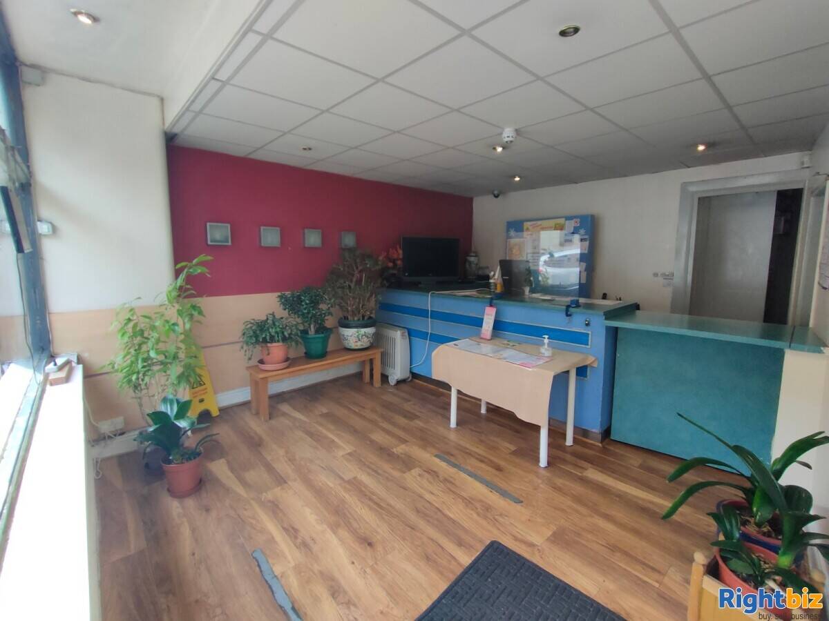 Birmingham city centre Chinese Takeaway & Restaurant Business for Sale Photo 3