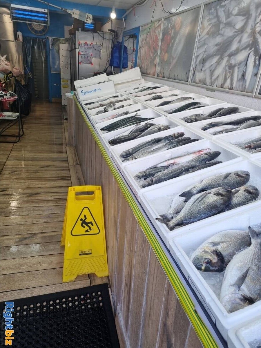 Profitable Fishmongers business for sale Photo 3