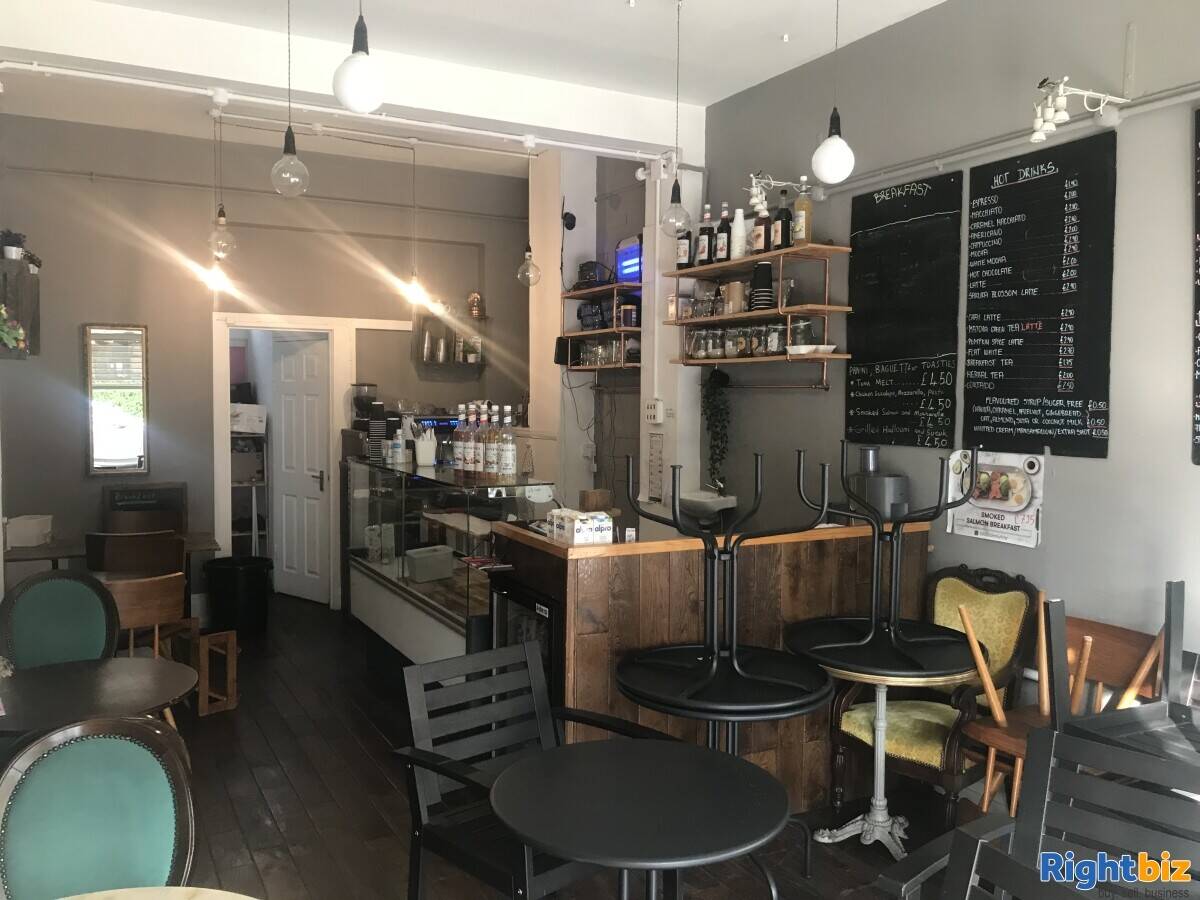 Leasehold café sandwich bar for sale Photo 3