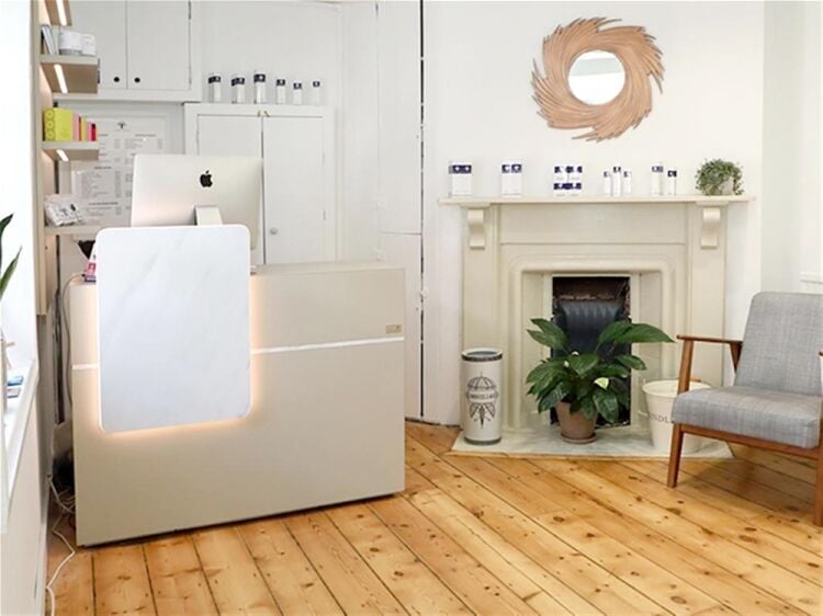 SUCCESSFUL, CUTTING EDGE BEAUTY SALON - BEDFORDSHIRE