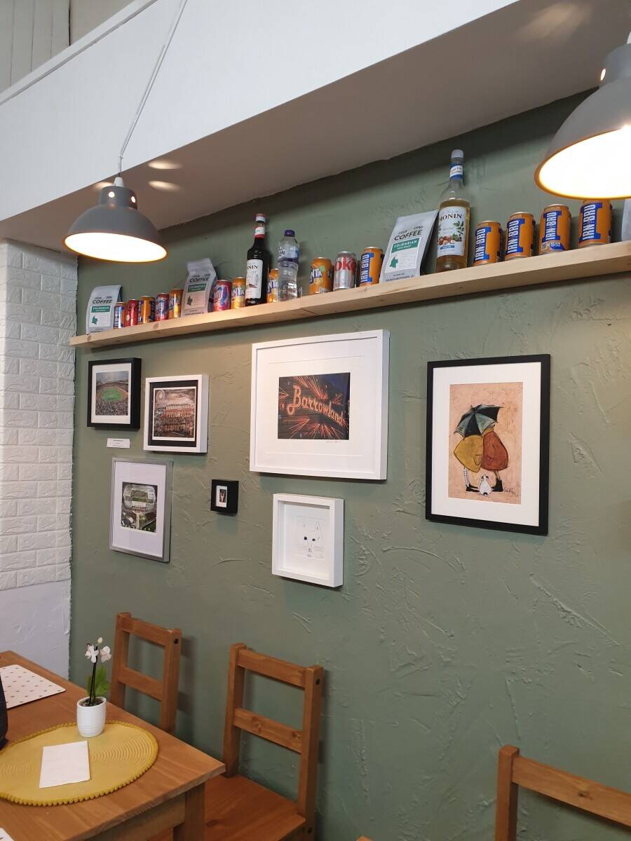 Leasehold busy cafe/coffee shop for Sale in Mount Florida Photo 3