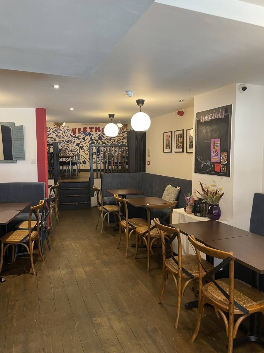 Leasehold Restaurant for Sale Photo 3