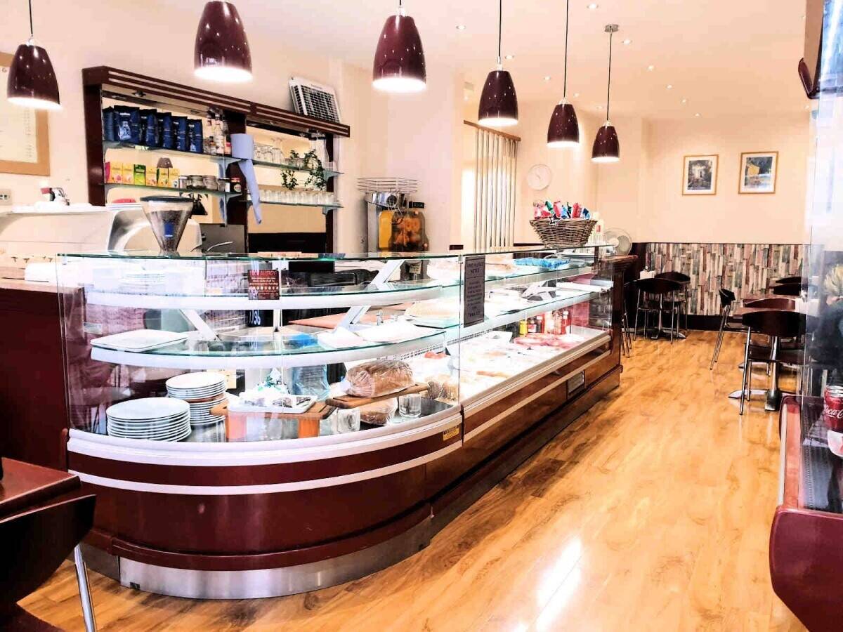 COFFEE SHOP AND SANDWICH BAR, CITY OF LONDON, EC1 Photo 3