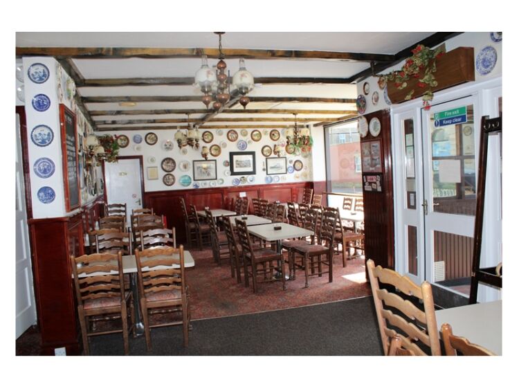 Extremely Well Established Cafe Business For Sale Photo 3