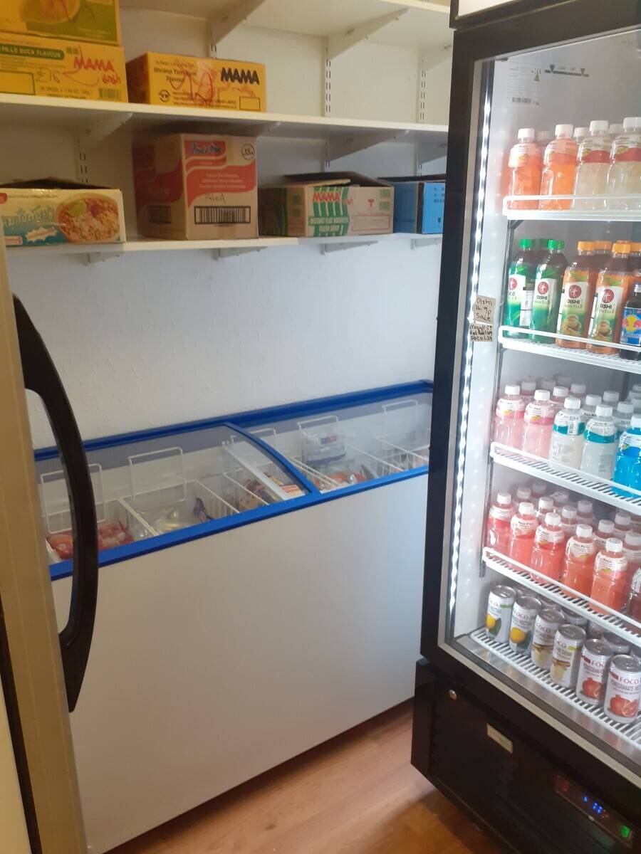 Asian Supermarket based in Birchington Kent, low rent no business rates. Photo 3