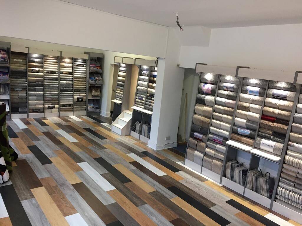 Carpet & flooring store  *** looking for quick sale *** Photo 3