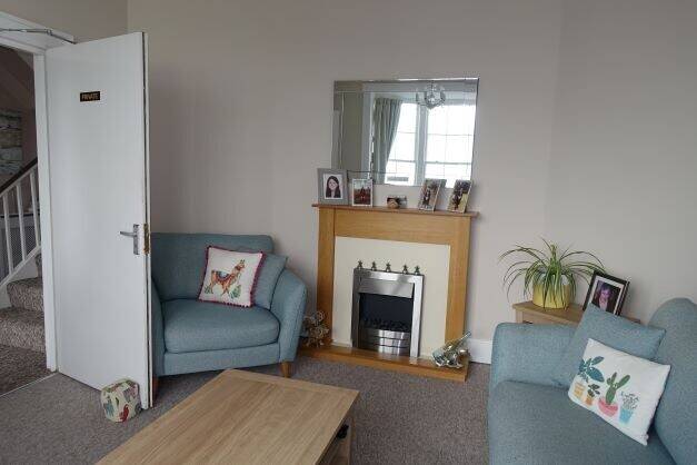 High Turnover Guest House with views to the harbour or sea from all rooms Photo 3
