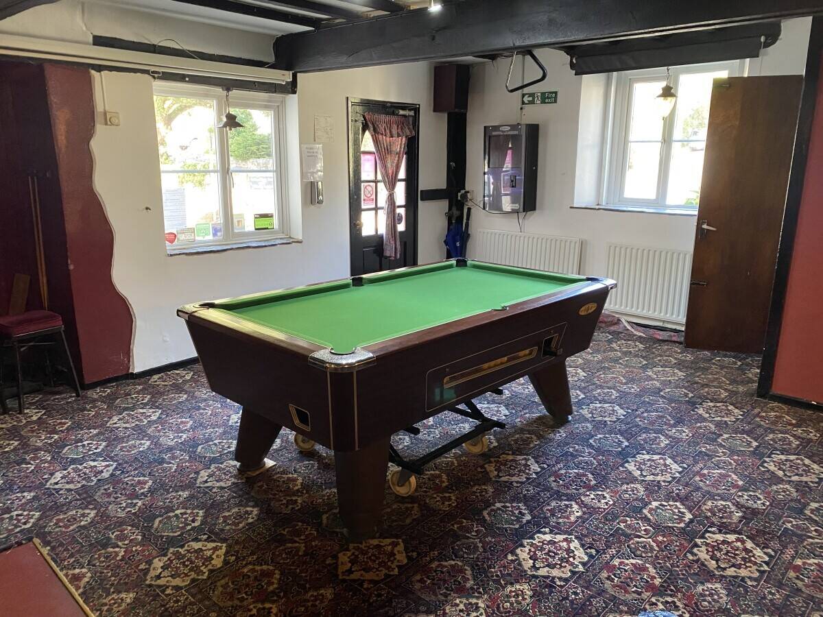 SOMERSET – TRADITIONAL COUNTRY VILLAGE PUBLIC HOUSE