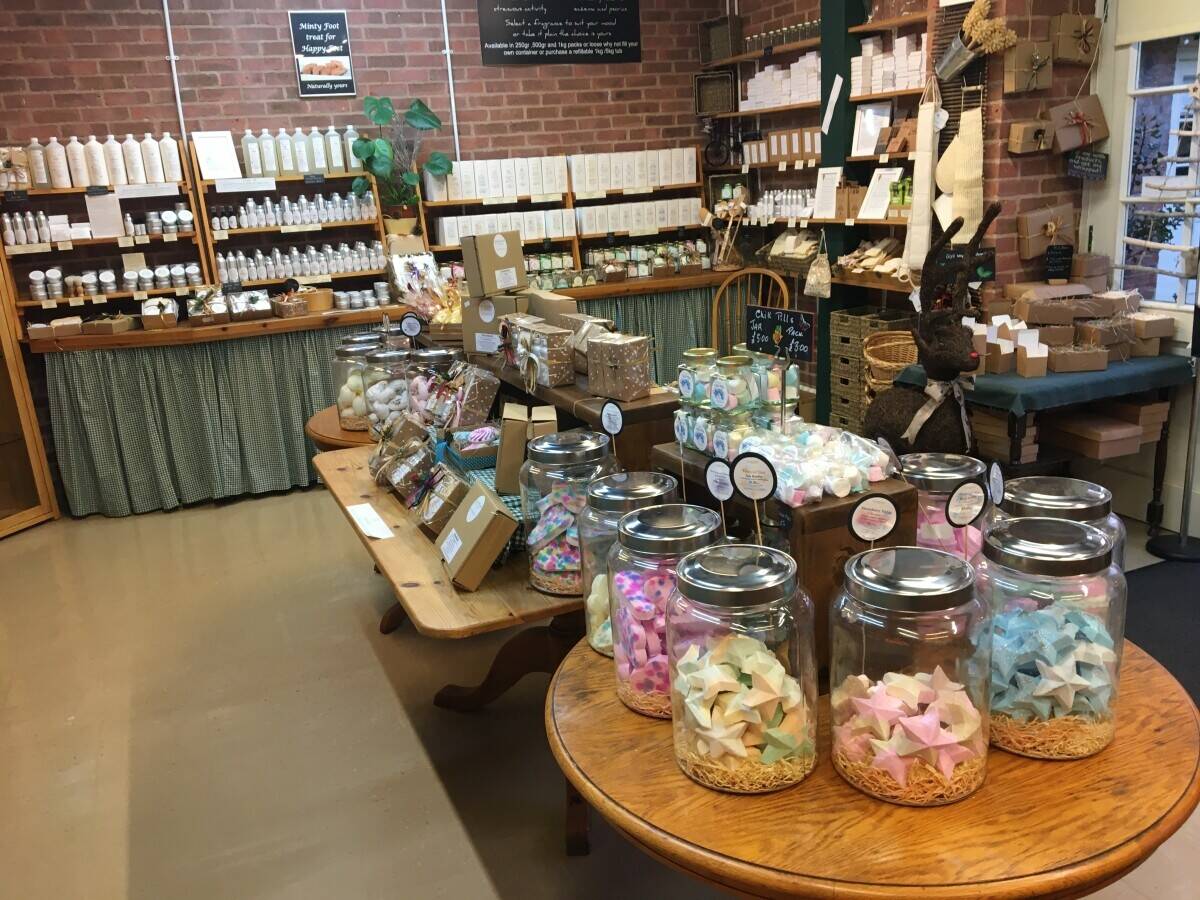 A Manufacturer and Retailer of All Natural Body Care Products. Nottinghamshire.