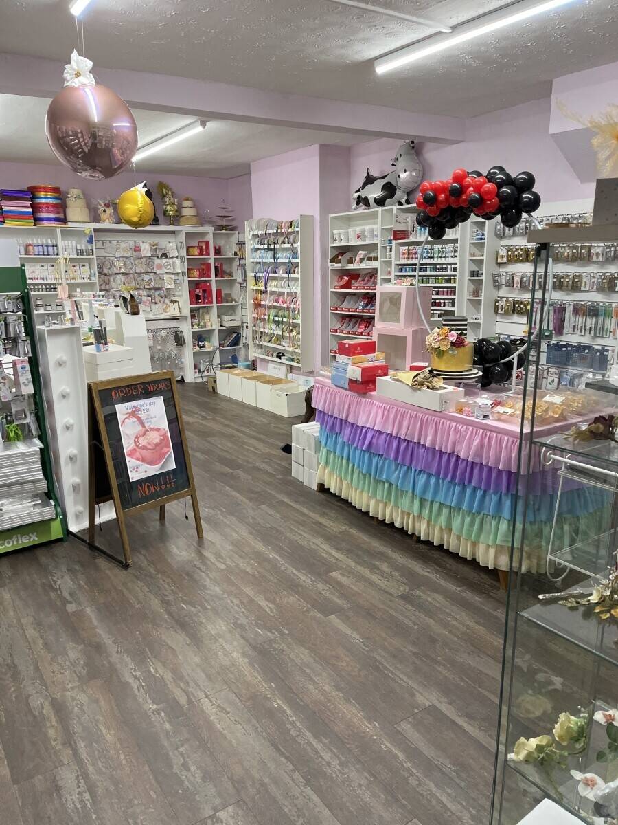 Cake shop and cake making business in Lincoln Photo 3