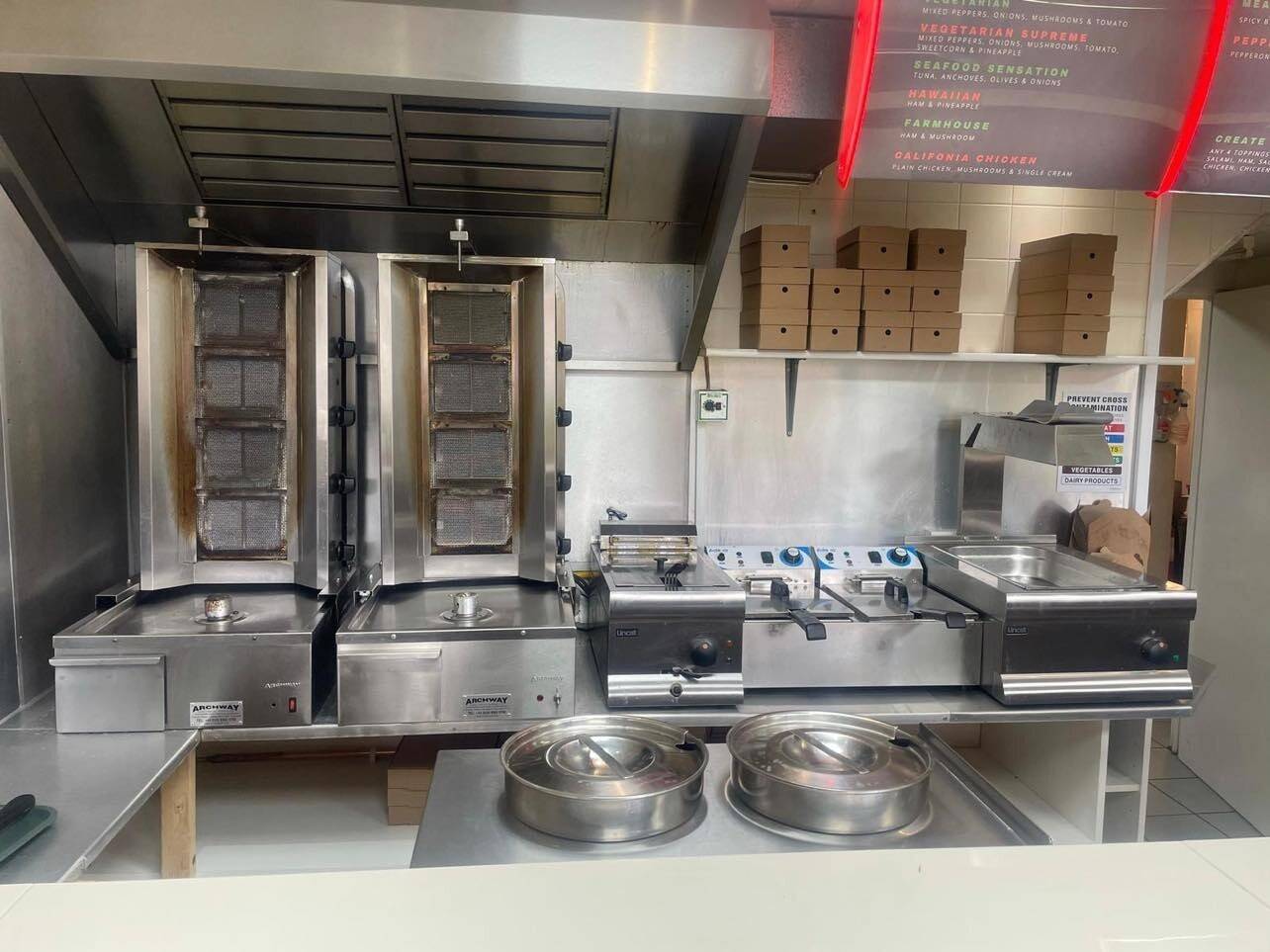 Leasehold Fast food shop for sale