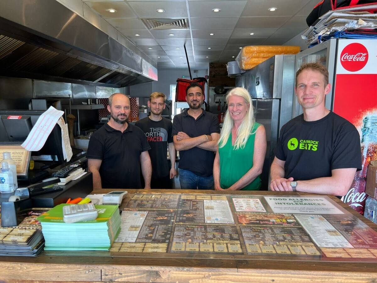 Peri Chicken & Pizza Shop in Cannock Photo 3