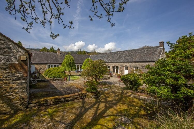 6 Self-Catering Properties with Potential for Further Development