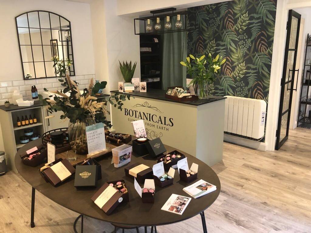 Holistic Day Spa and Retail Boutique - Botanicals Bakewell Seeks New Licensee. Minimal Investment