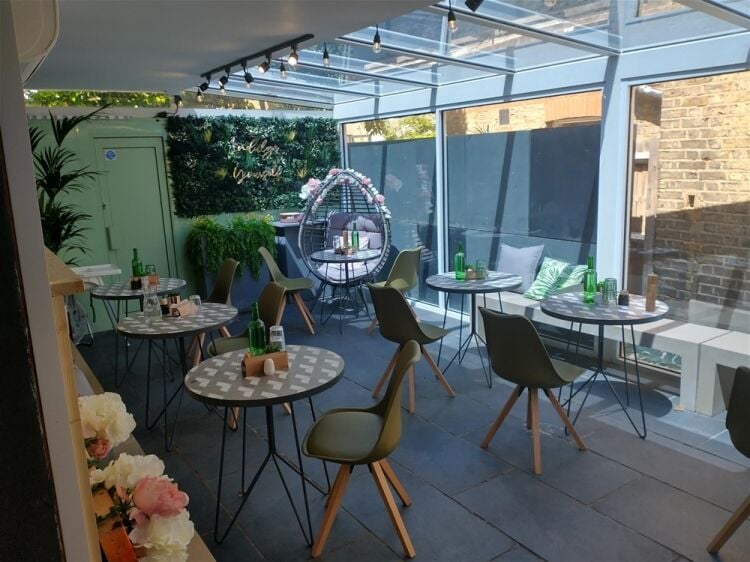 AN INDEPENDENT CAFÉ PROVIDING HEALTHY AND INDULGENT TREATS Photo 3