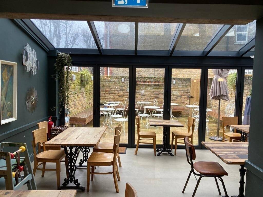 Newly refurbished Brunch Restaurant Bakery Patisserie for sale