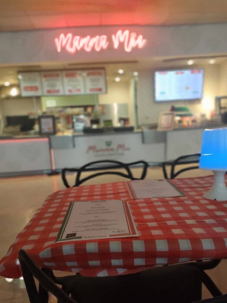 Italian takeaway in Castle Quarter food court